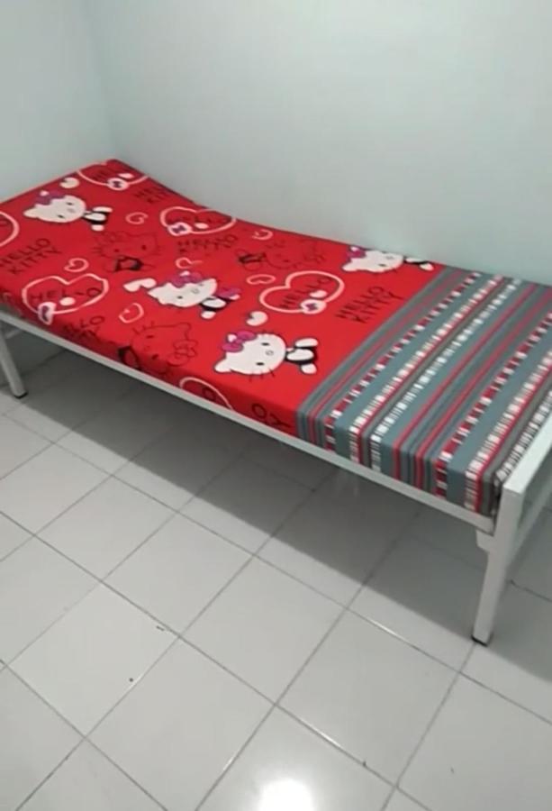 Eiffel Tarakan - Female Only 5*